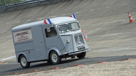 citroen_type_h_au_circuit_de_montlhery.jpg